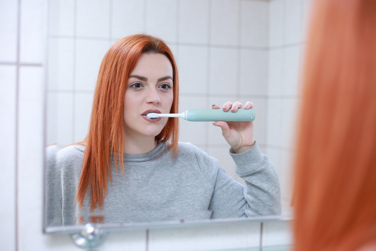 How to Properly Clean and Maintain Grooming Brushes